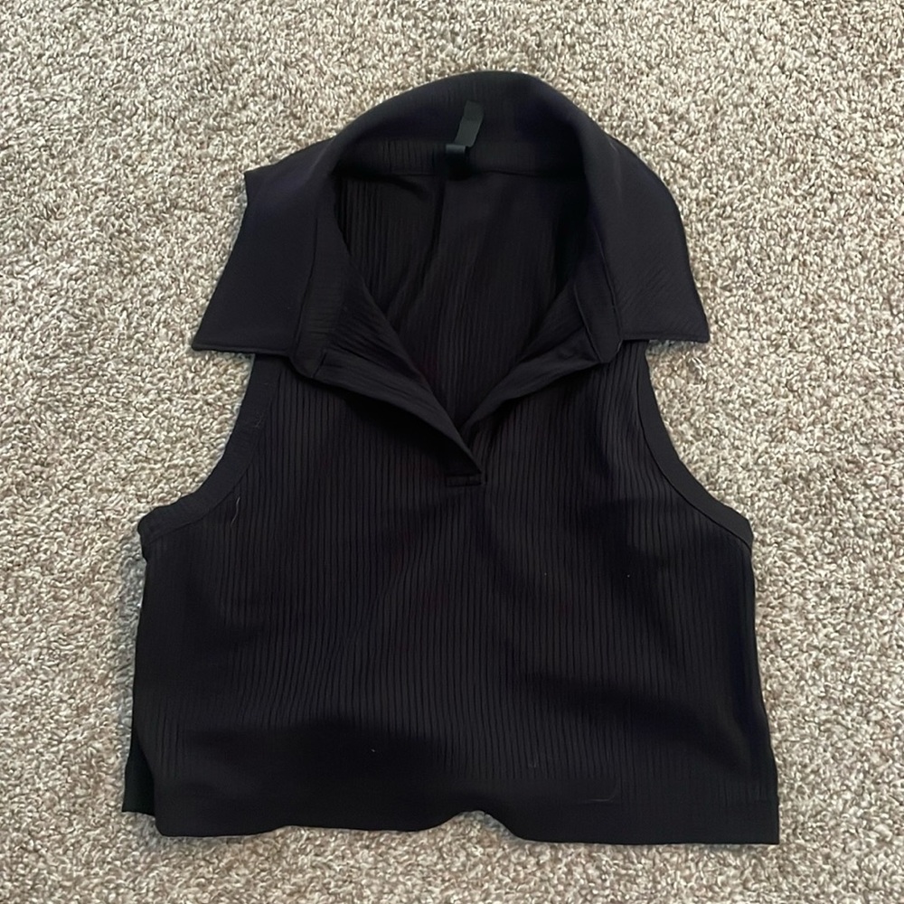 Calvin Klein Performance Collared Crop Tank